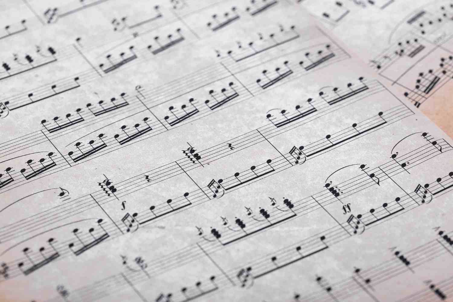 1. partitura muzicala - note muzicale